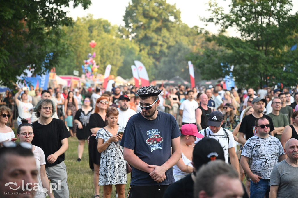 Łąki Łan dali show pełne żywiołu