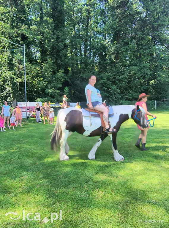 Upalne Święto Bociana w Bieniowicach