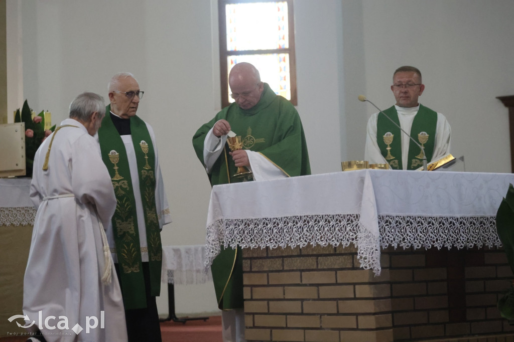 Świat pod Kyczerą w kościele