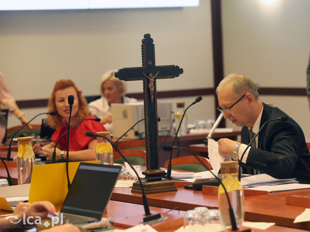 Kupaj z wotum zaufania. Na sali wrzało