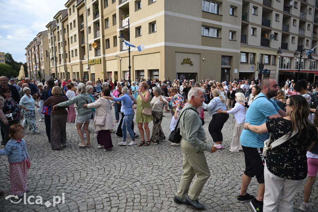 Legnicki rynek tańczył w rytmie latino