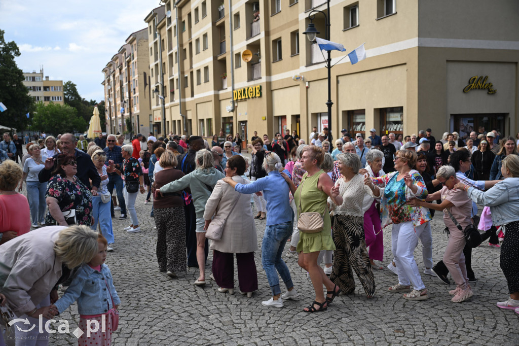 Legnicki rynek tańczył w rytmie latino