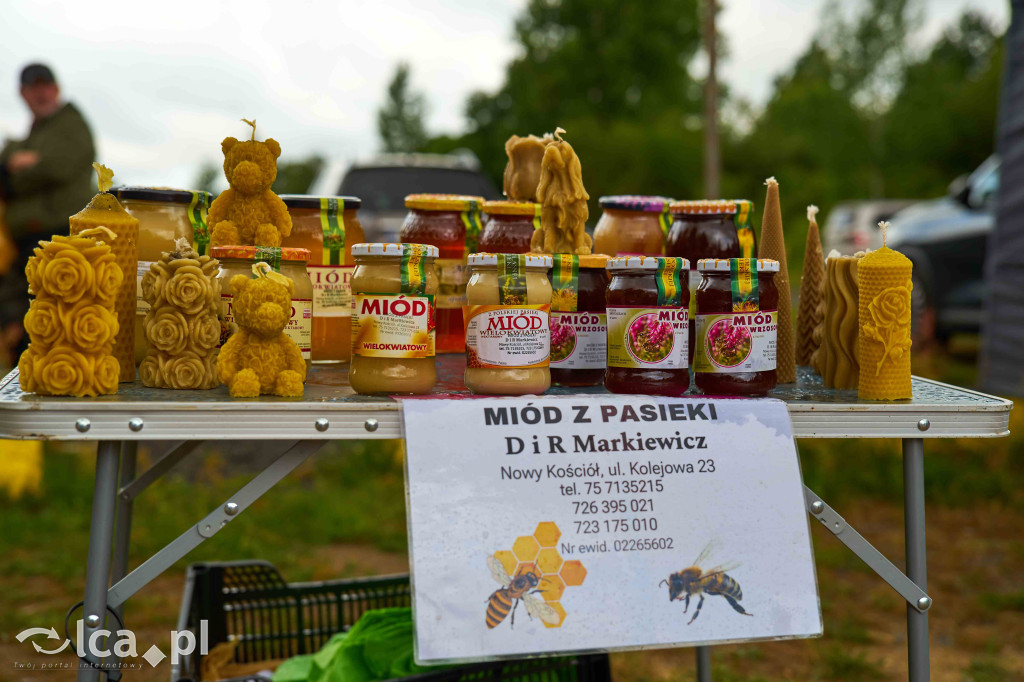 Targowisko w Bartoszowie pełne lokalnych smaków