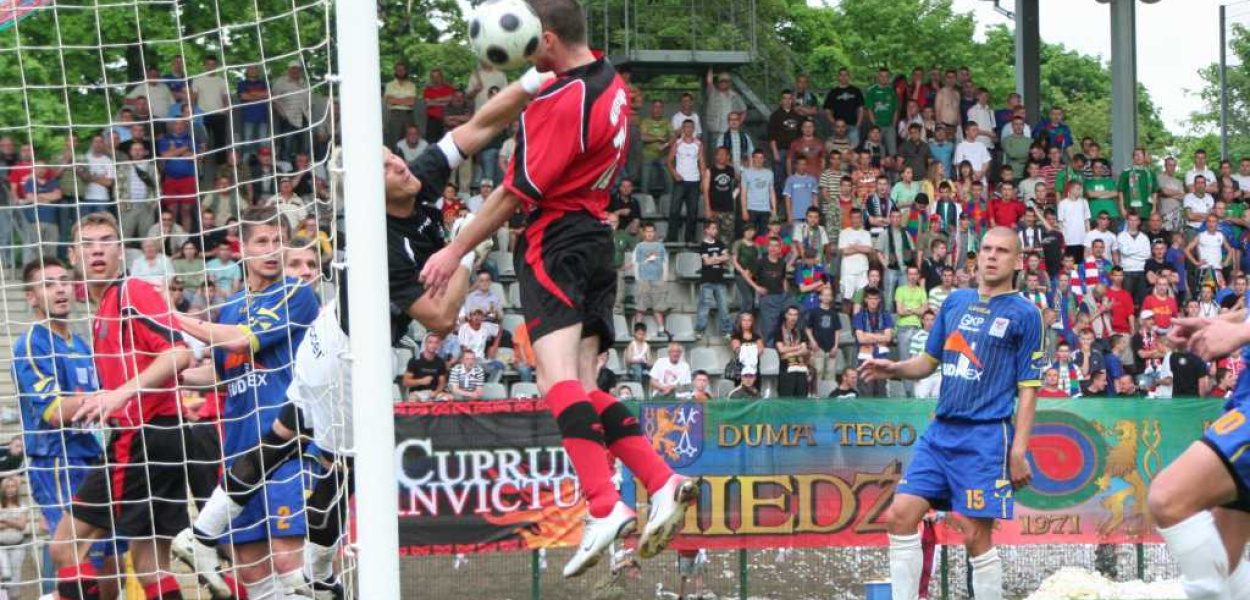 Bez bramek na Orła Białego