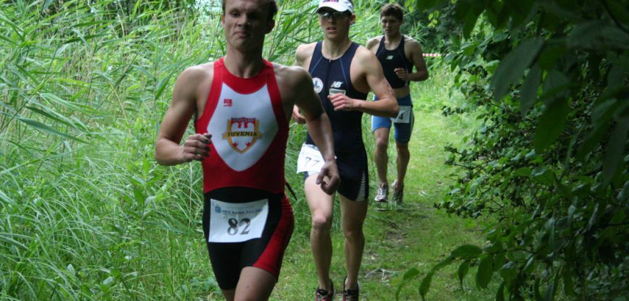 Pływali, jechali i biegali