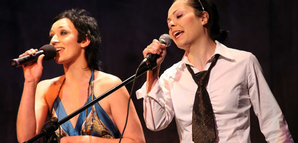 Teatralny toast za wolność