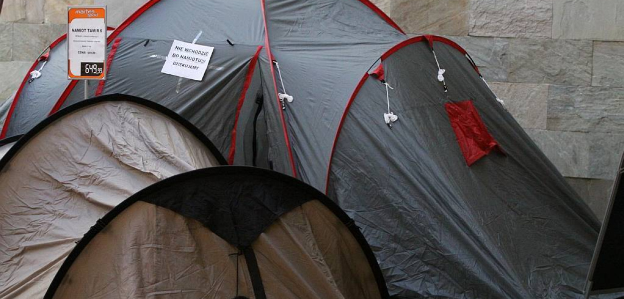 Namiotowe miasteczko w Galerii Piastów