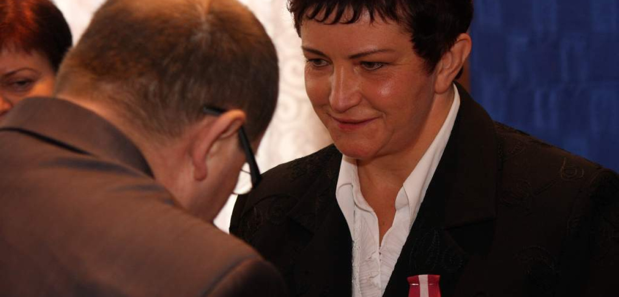 Kaczyński odznaczył nauczycieli z Bieniowic