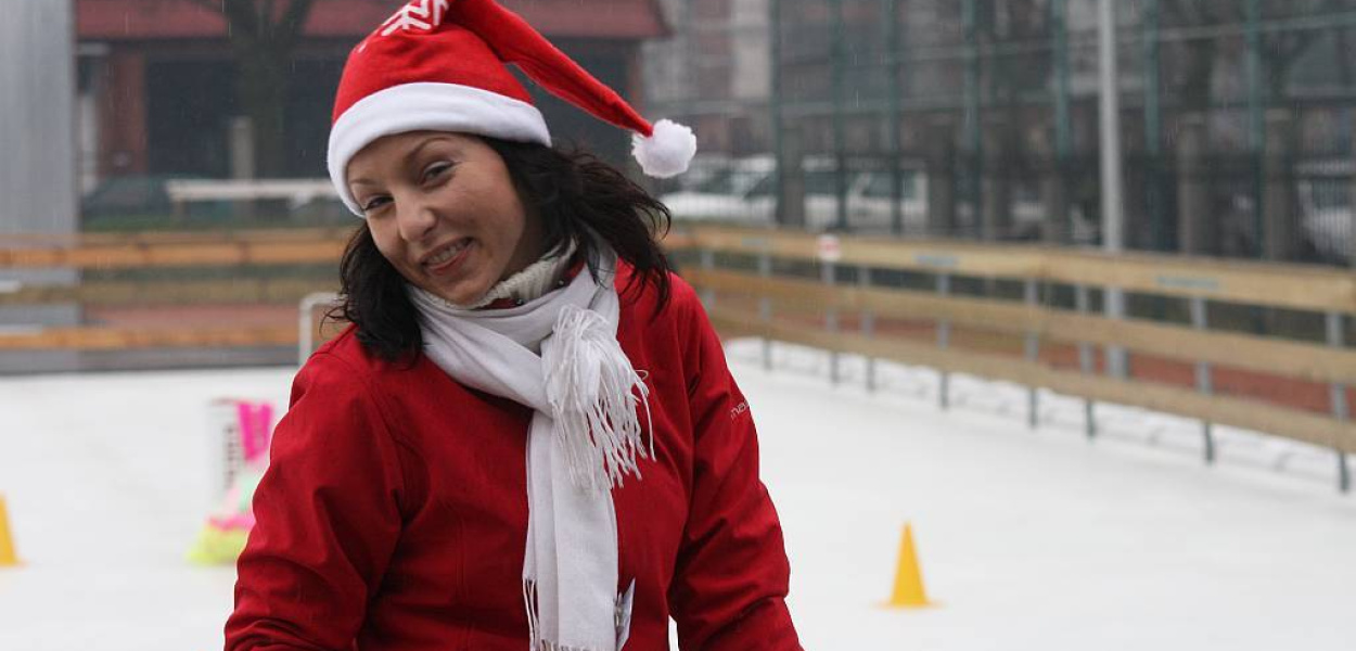 Otwarcie lodowiska z Mikołajem