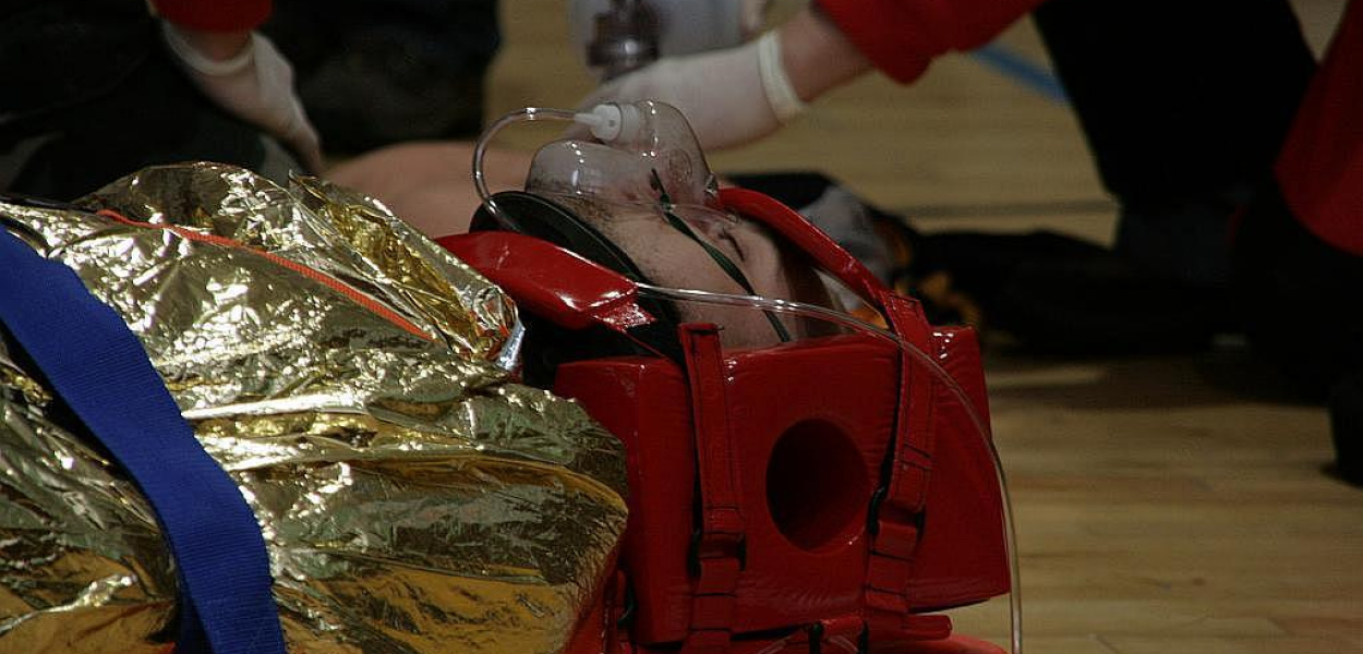 Licealiści w alkogoglach