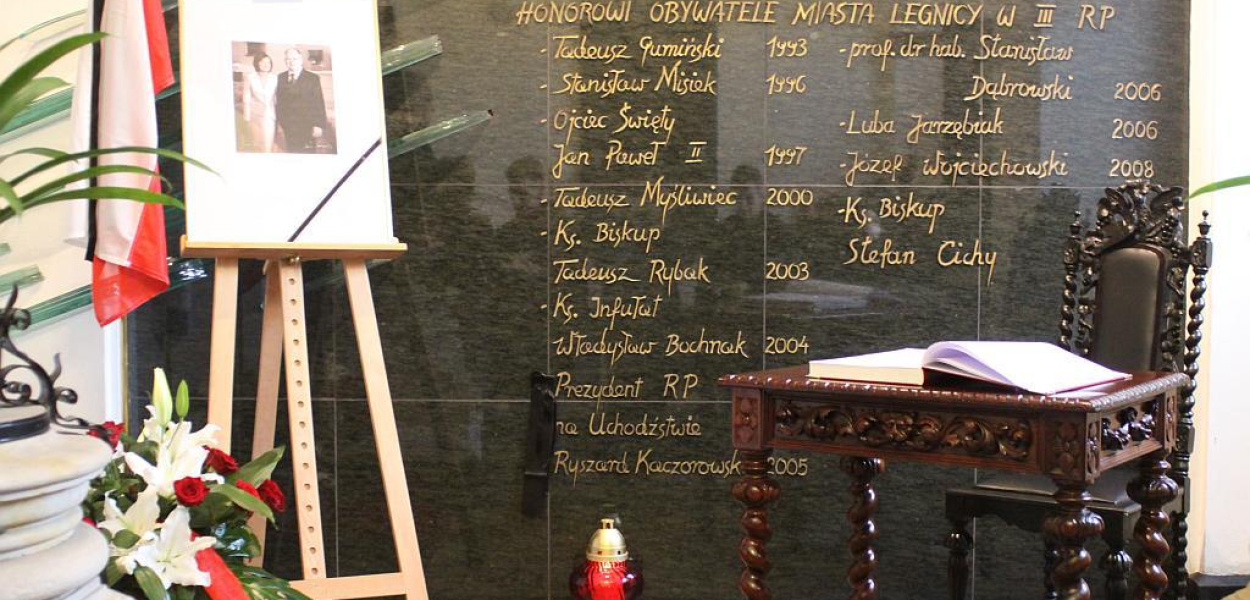 Złóż kondolencje w Ratuszu