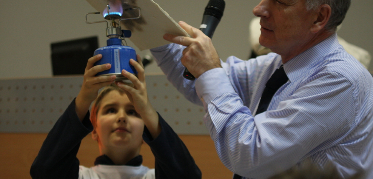 Kosmiczna wiedza dla najmłodszych na PWSZ