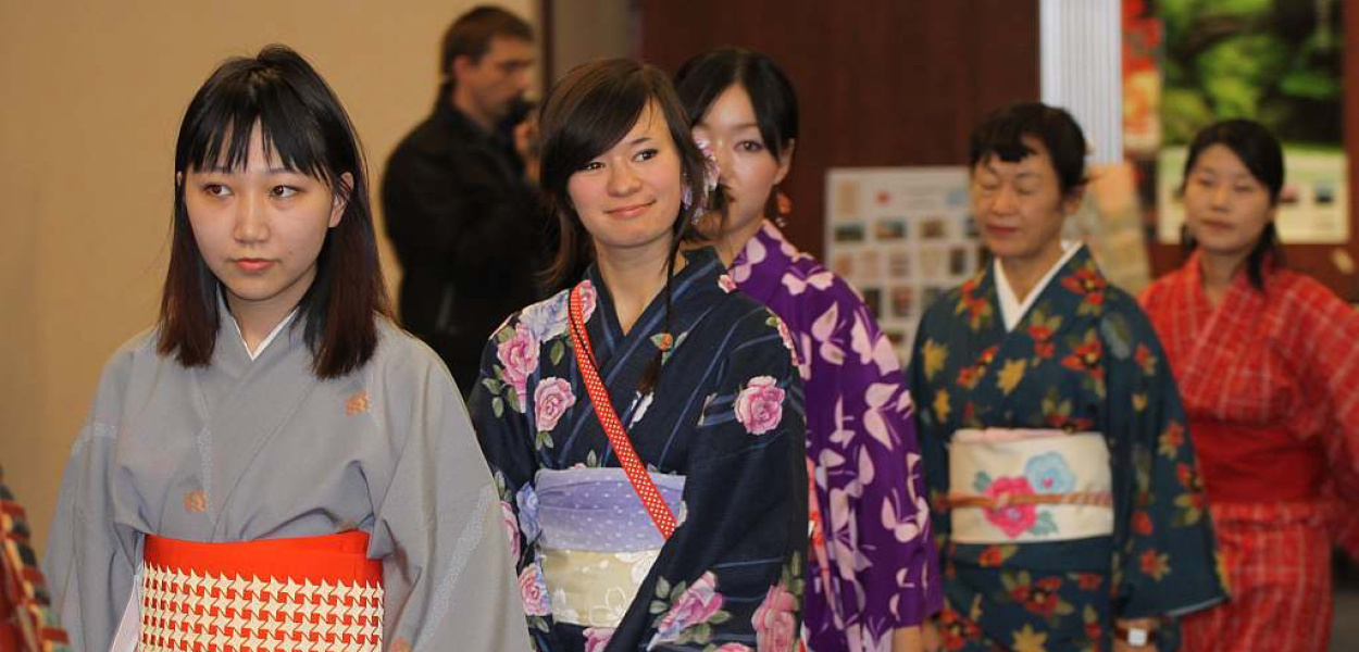 Sushi, origami i bonsai