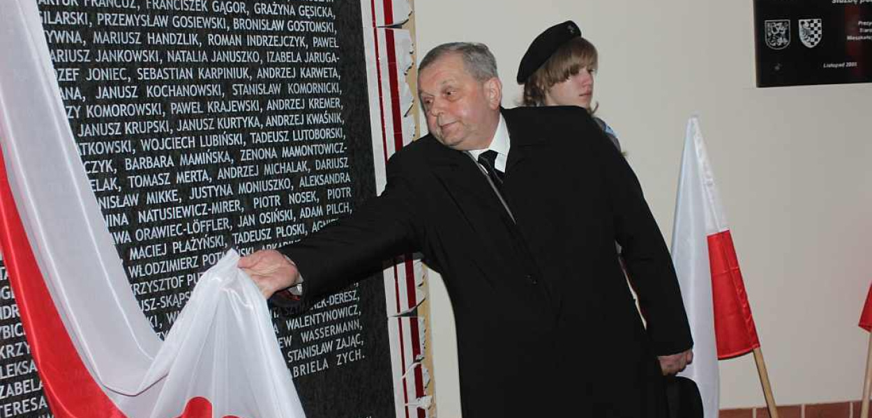 Kontrowersje wokół napisu w katedrze 