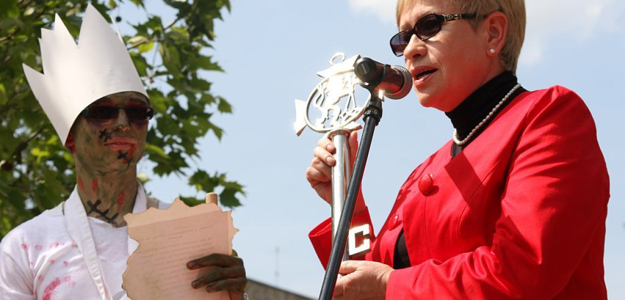 Studenci przejęli władzę w Legnicy