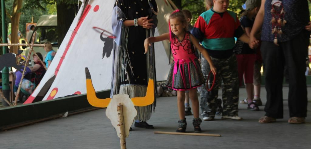 Wioska indiańska w legnickim parku