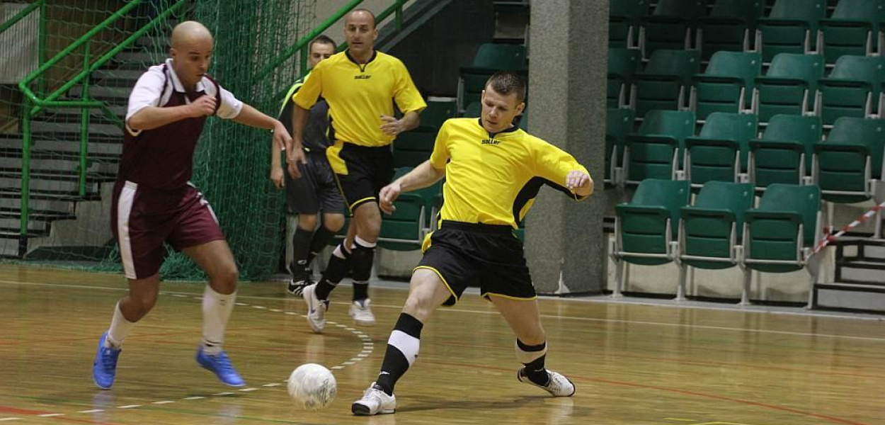 I liga: Intech liderem