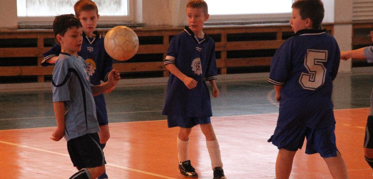 Javoria wygrywa turniej żaków