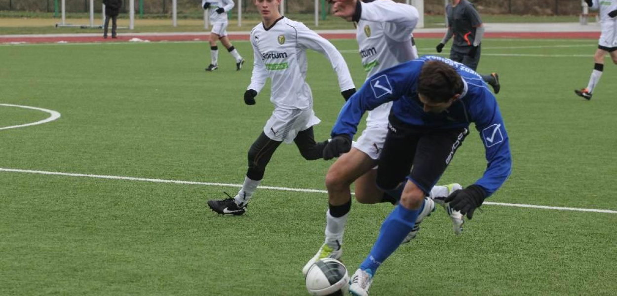 Miedź wygrywa ze Śląskiem MESA 