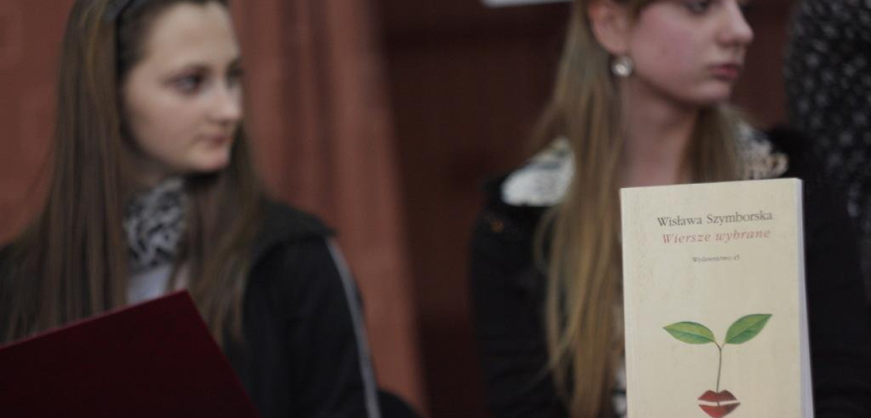 Uczniowie VI LO uczcili pamięć Szymborskiej