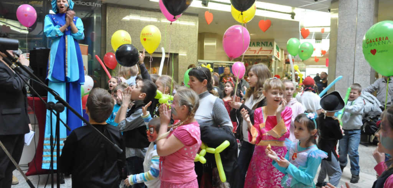 Zabawa walentynkowo - karnawałowa z galerią