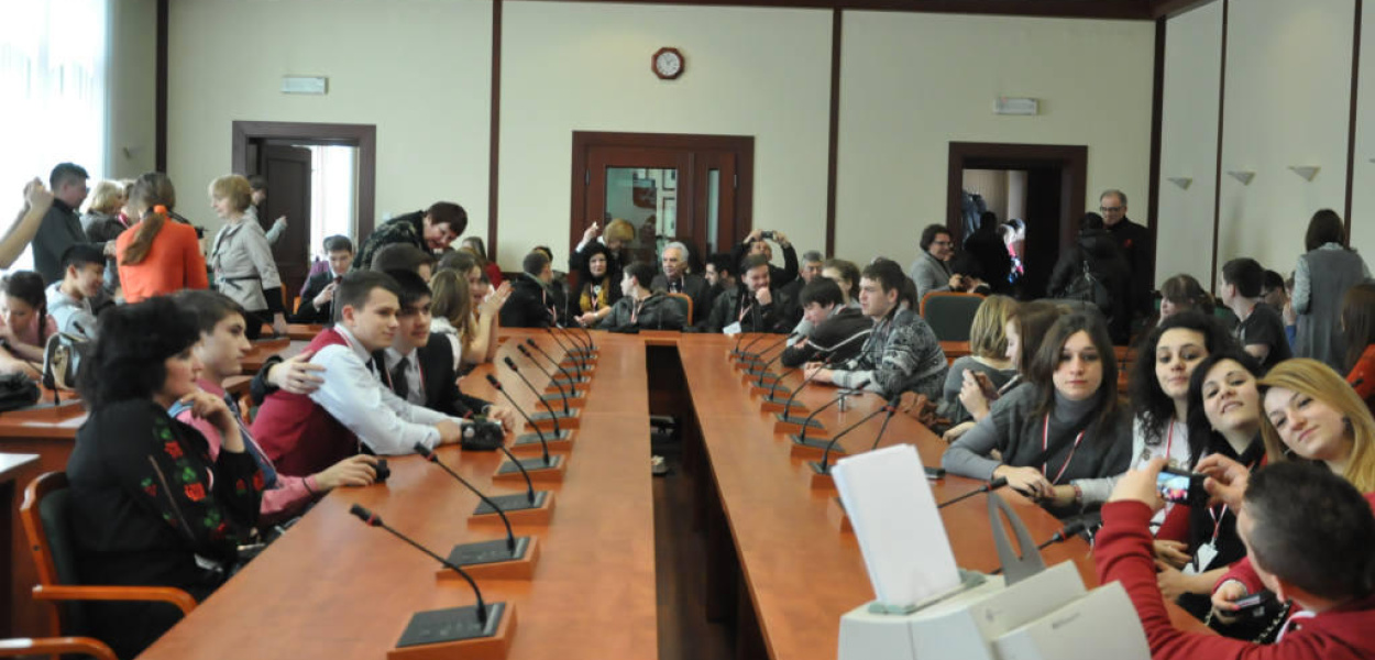 Wizyta nastolatków z siedmiu krajów w Legnicy