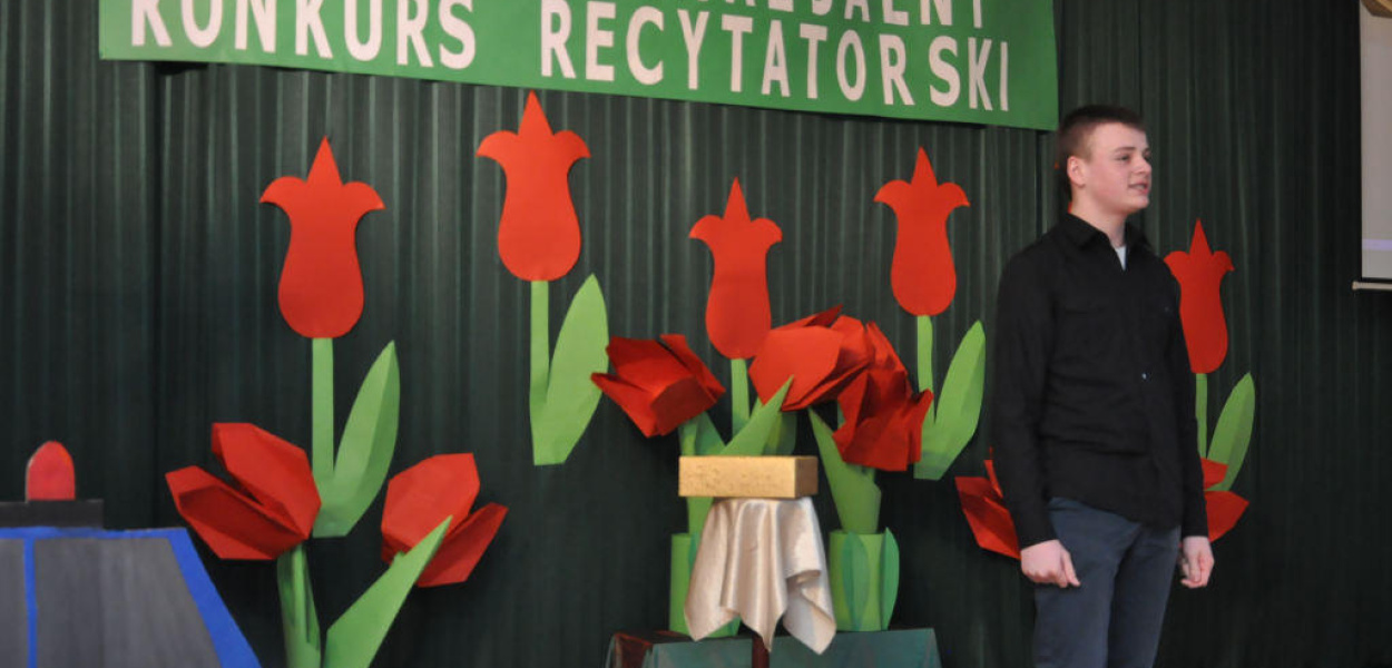 Gimnazjaliści recytowali w Gimnazjum nr 5 