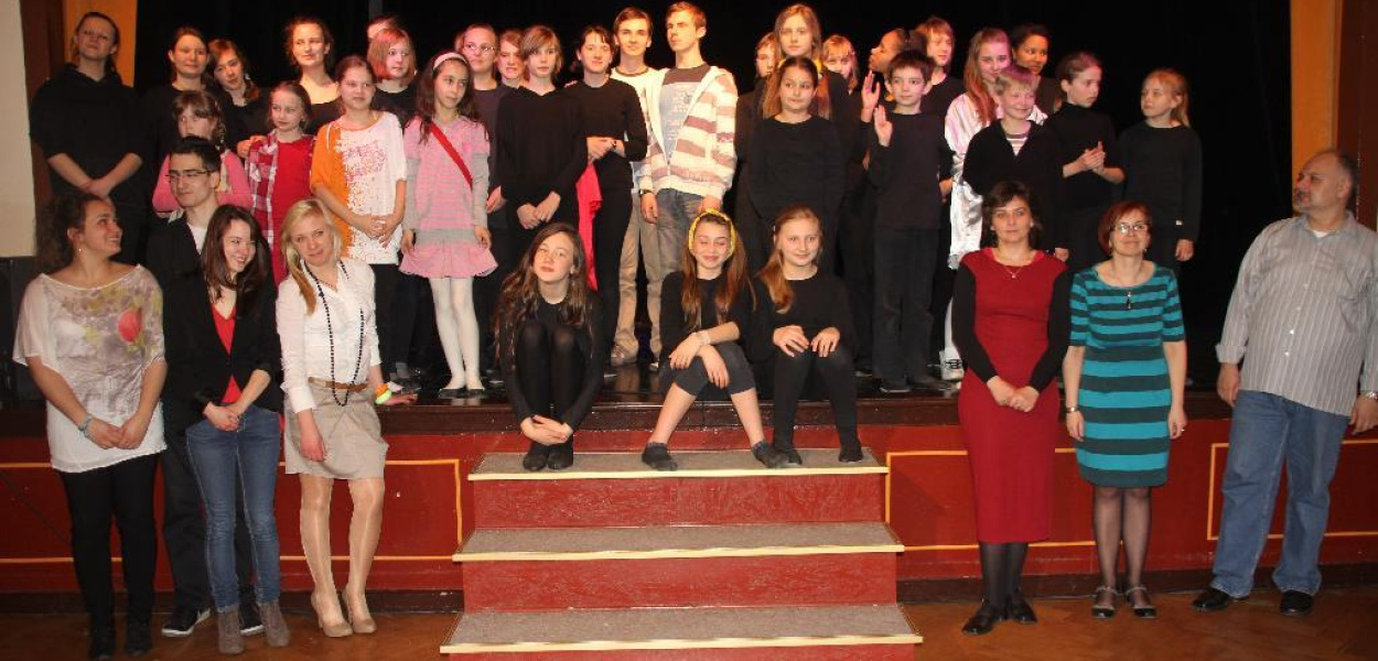 Młodzi aktorzy świętowali Dzień Teatru