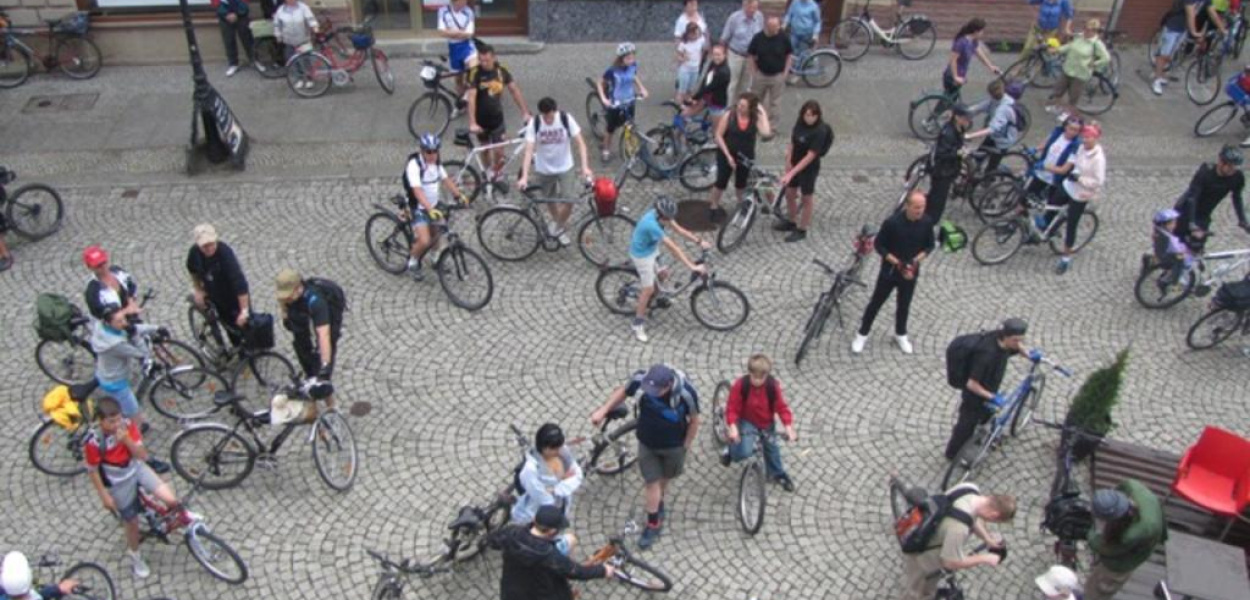 Objechali rowerami trzy jeziora