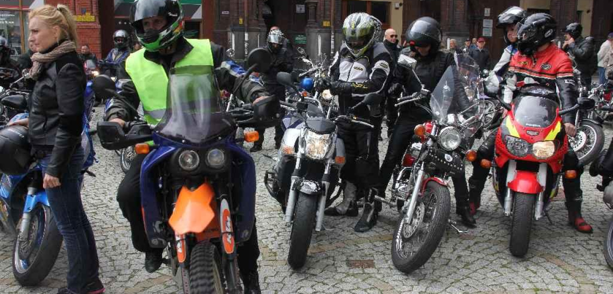 Dopalacze.pl rozpoczęli sezon mszą świętą 