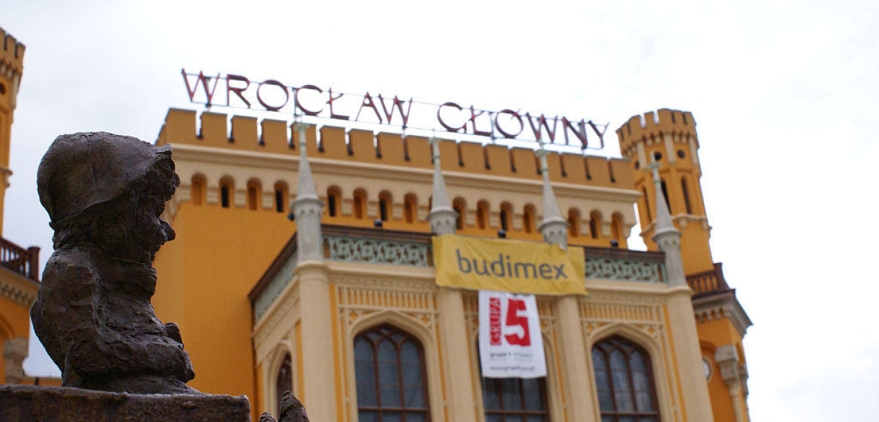 Wrocławski Dworzec Główny jak spod igły
