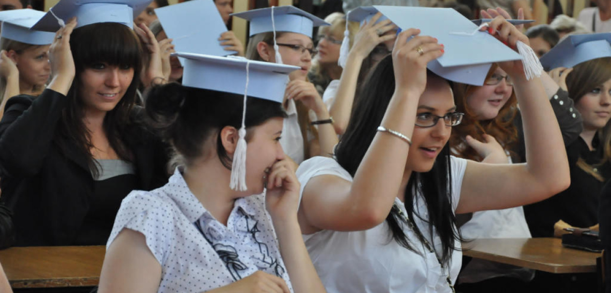 Gimnazjaliści z trzeciej klasy zakończyli rok szkolny 