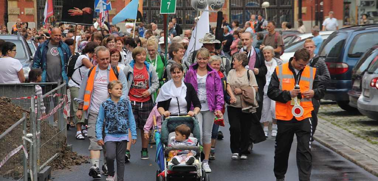 Legniccy pielgrzymi ruszyli na Jasną Górę