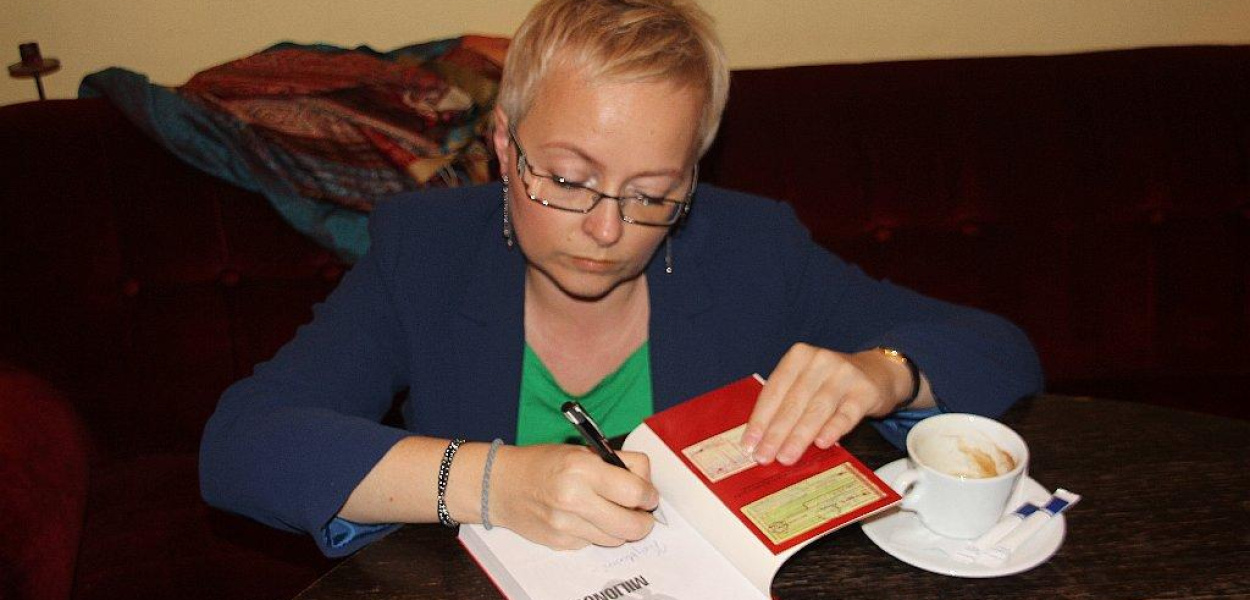 80 milionów nadal pełne sekretów