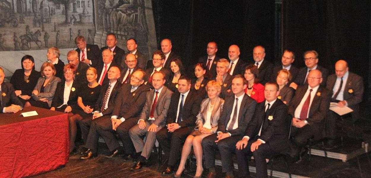 Głomb i Starzyński uhonorowani przez marszałka