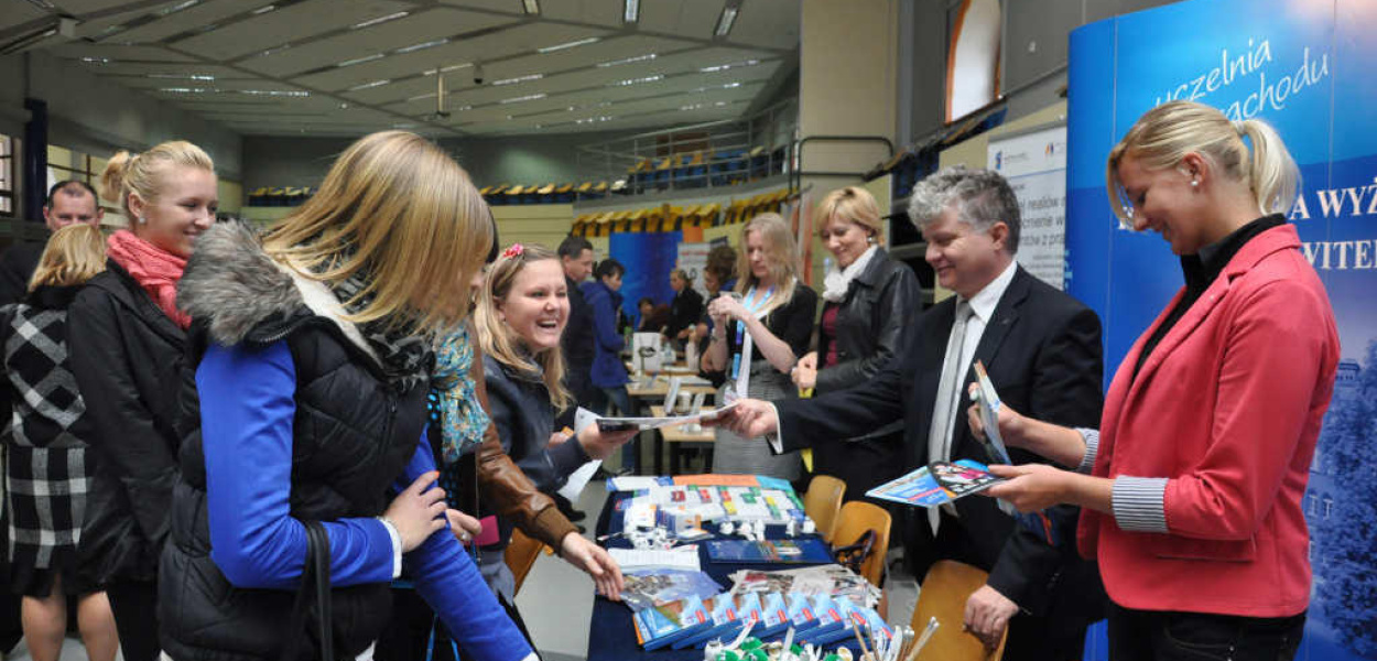 Targi pracy połączone z konferencją naukową w PWSZ