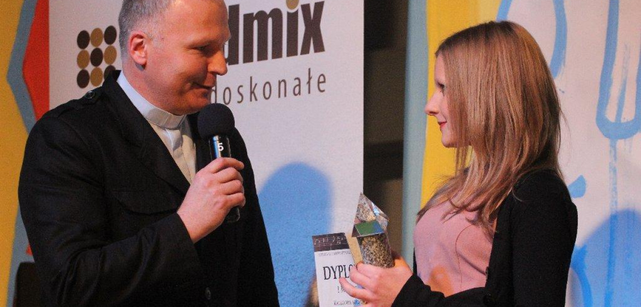 Warda i Przeciwziemia zwycięzcami Pryzmatu