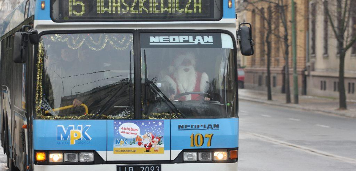 Św. Mikołaj pokieruje „piętnastką”