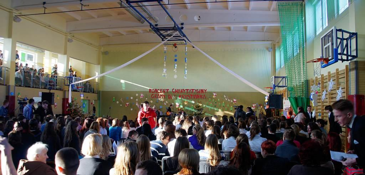 Dwa tysiące złotych dla chorego Krystiana 