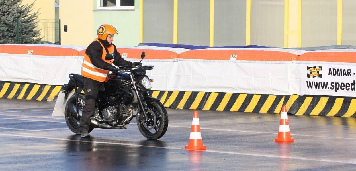 WORD chwali się nowym placem i motocyklami 