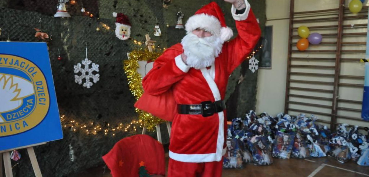 Mikołaj TPD bawił się z niepełnosprawnymi 