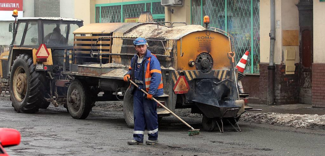 Z Legnicą zawsze po dziurawej drodze!