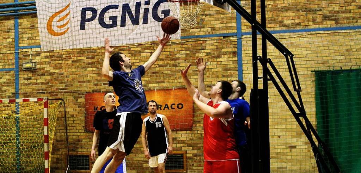 Basket Show. Na Lotniczej grały koszykarskie trójki