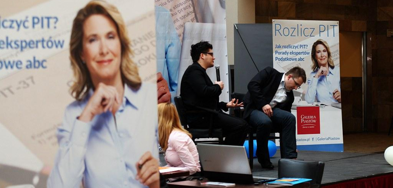 Podatnicy rozliczali PIT–y z Galerią Piastów!