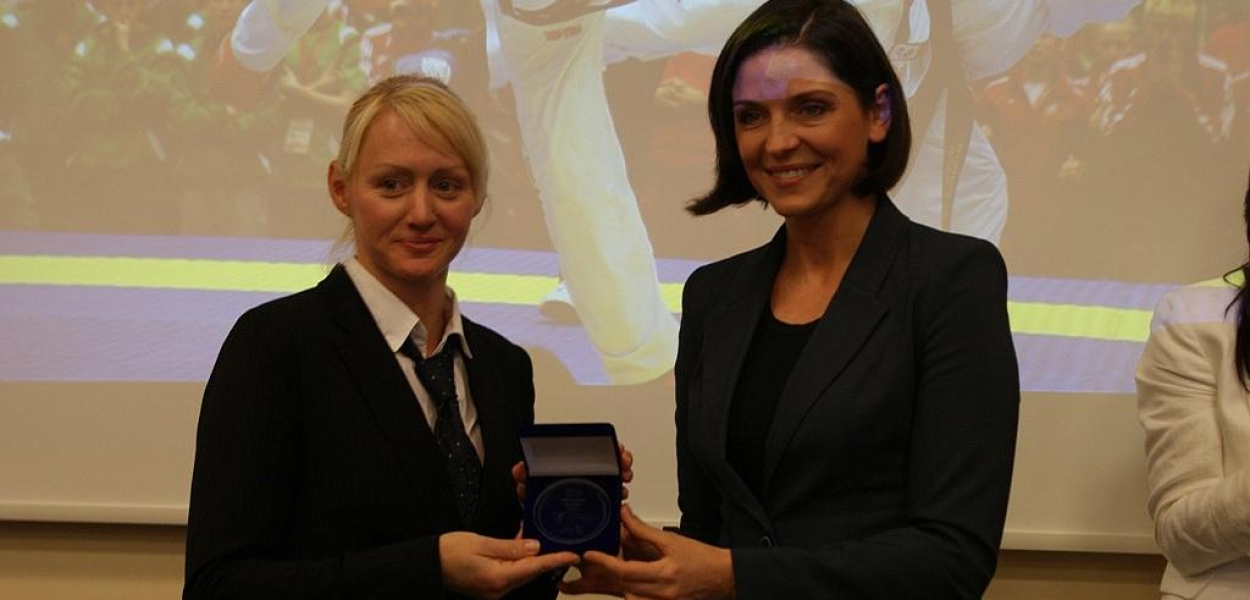 Legniccy taekwondocy z wizytą u minister Muchy