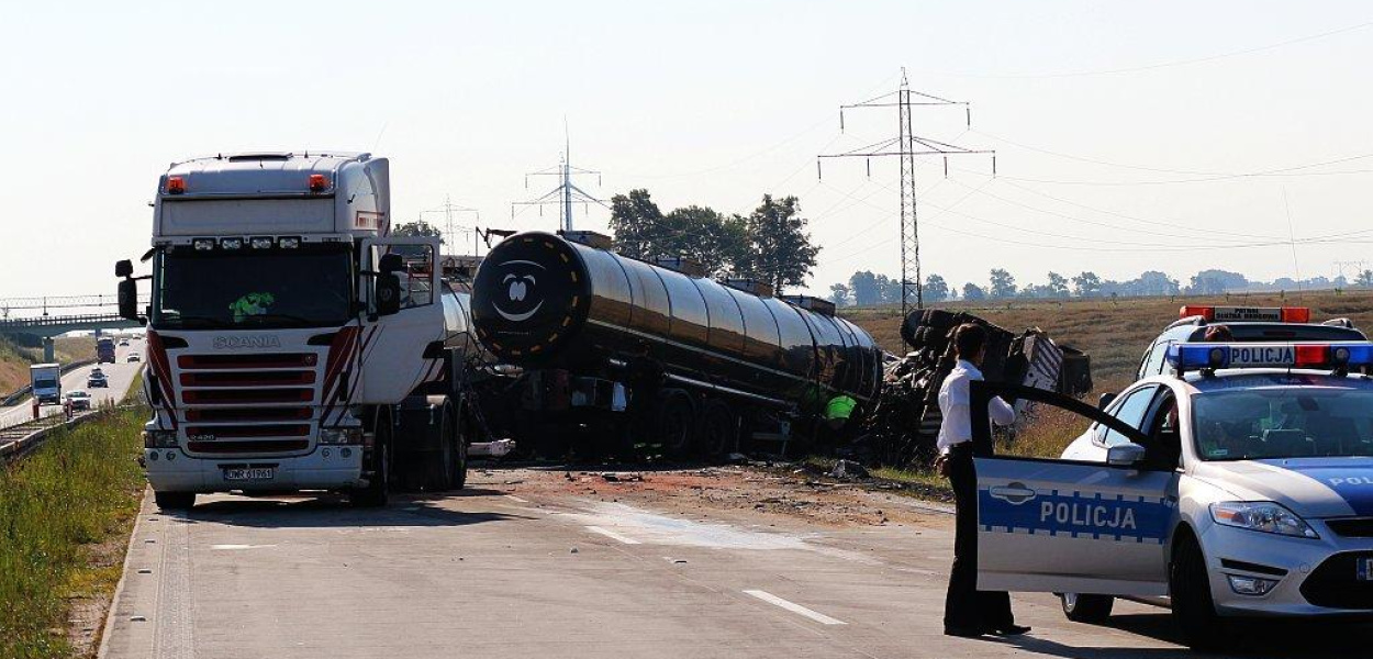 Wypadek na autostradzie. Trasa zablokowana!