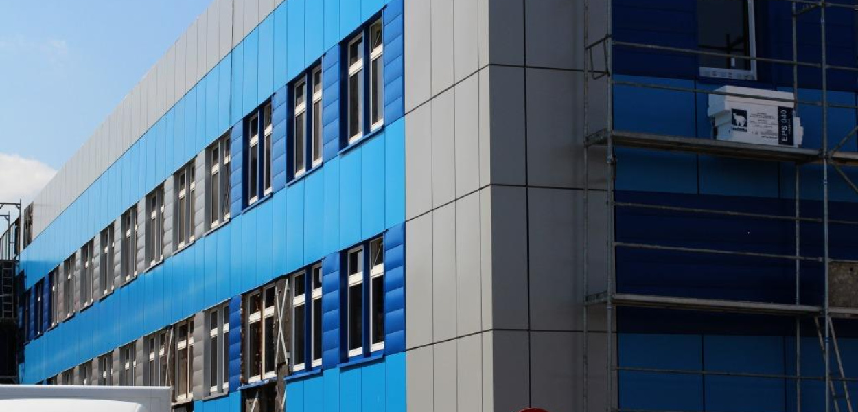 Legnicki szpital remontuje się i pozbywa azbestu