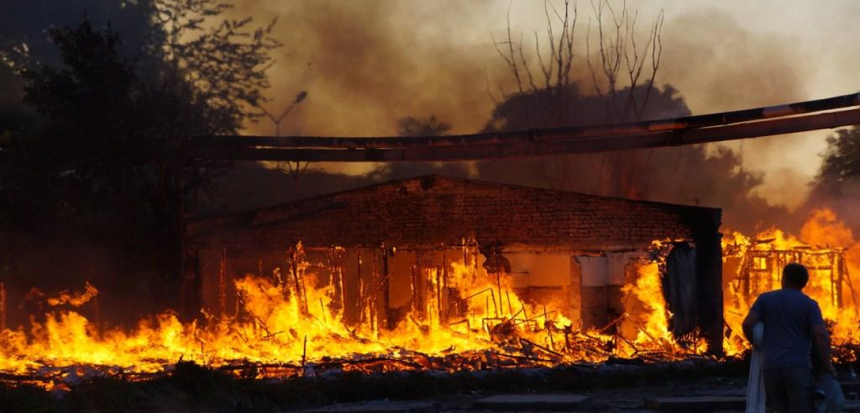 Opuszczony barak przy Elpenie doszczętnie spłonął