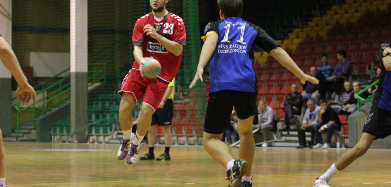 Juniorzy legnickiej Siódemki zdeklasowali Żagiew