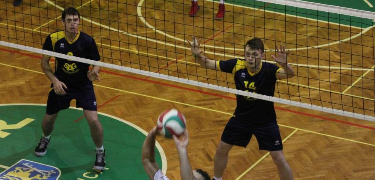 W hali przy Głogowskiej Ikar wciąż niepokonany